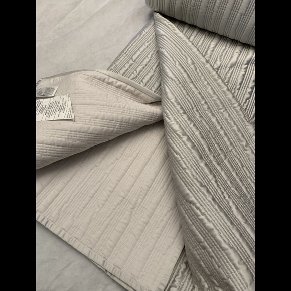 NIB Hotel Collection Silverwood Full/Queen Quilted Coverlet Blanket - Picture 9 of 12